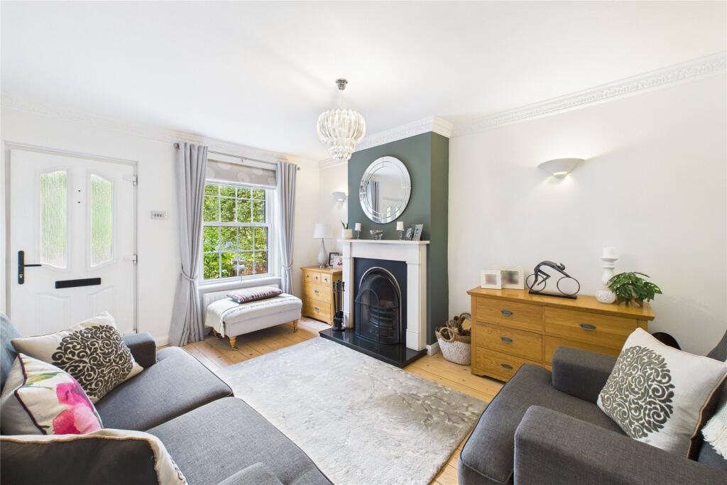 House in Wokingham - View 2