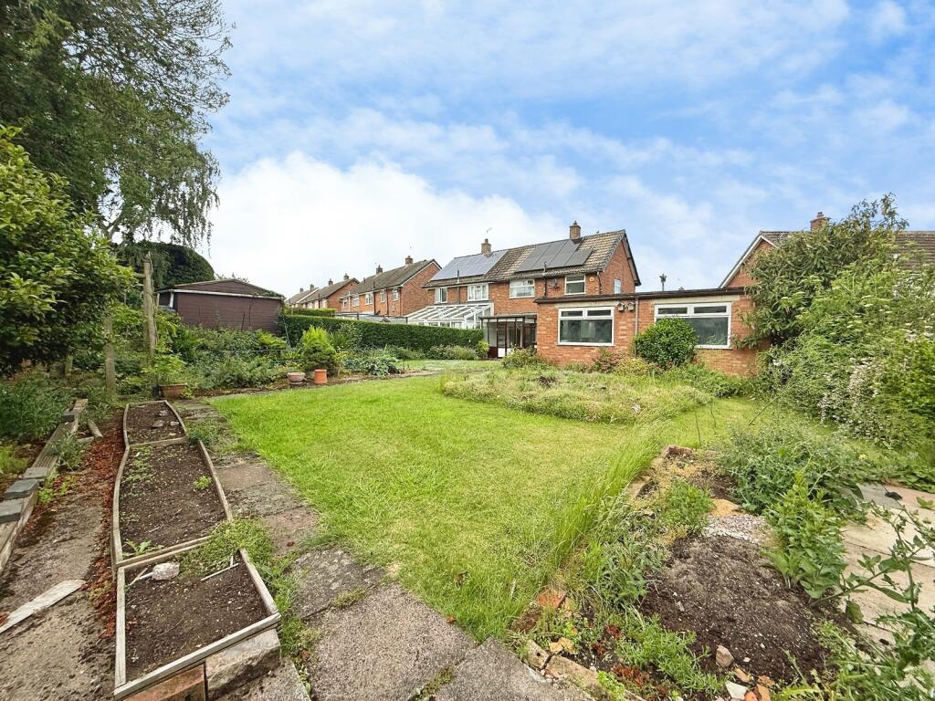 Coplow Crescent, Syston, Leicestershire. LE7 2JE photo 2