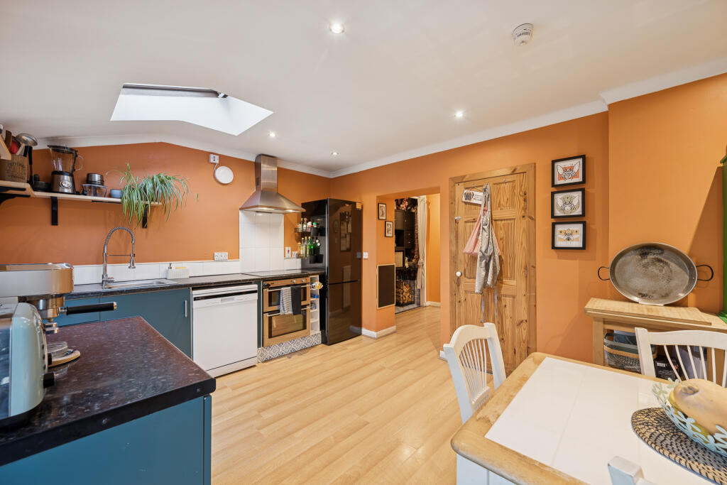 Kirkton Place, Blantyre, Glasgow, G72 0HX photo 4