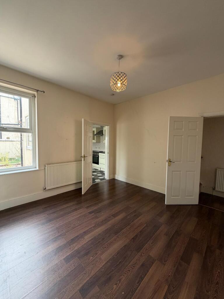 House in Nottingham, Long Eaton - More