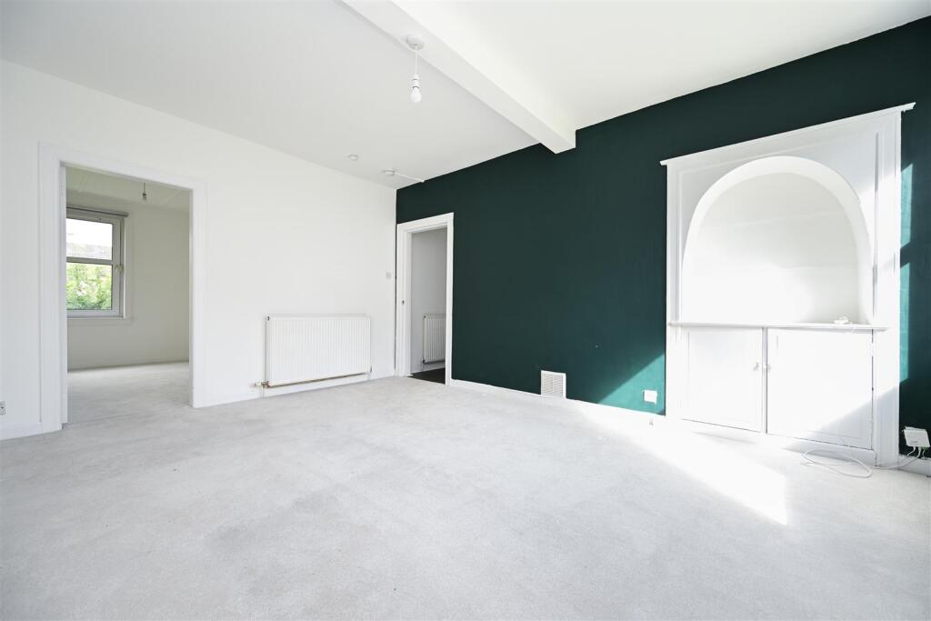 Apartment in Motherwell, South Lanarkshire - View 4