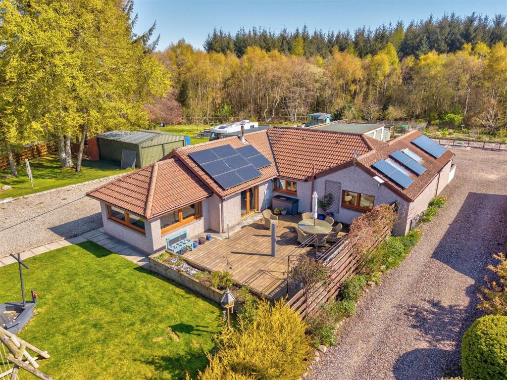 Main image of property: Redroofs, Balgavies, Forfar