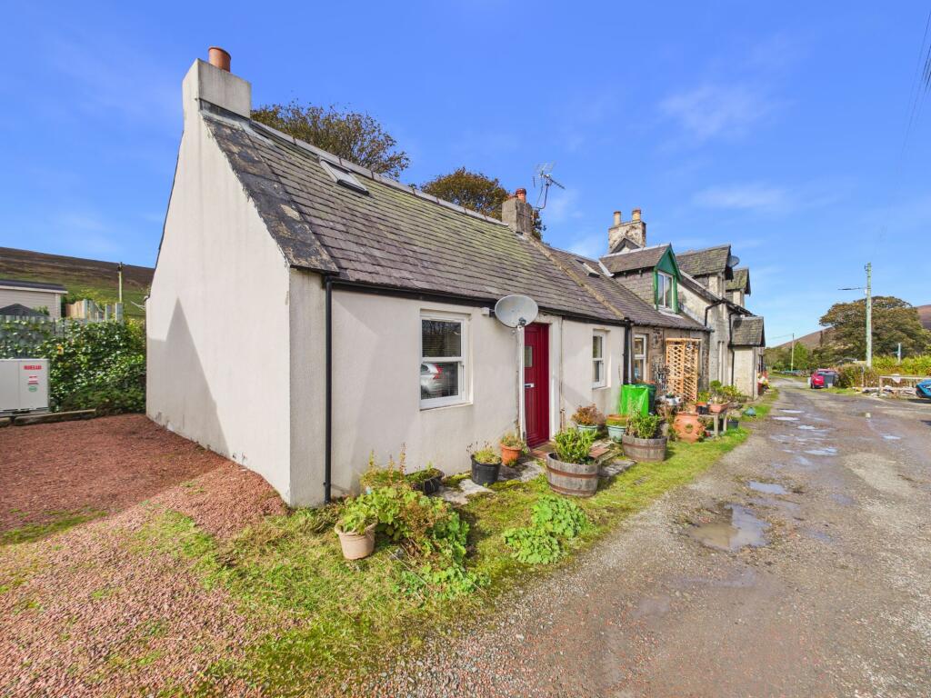Main image of property: 21 Lowther View, Leadhills, Biggar, ML12 6XZ