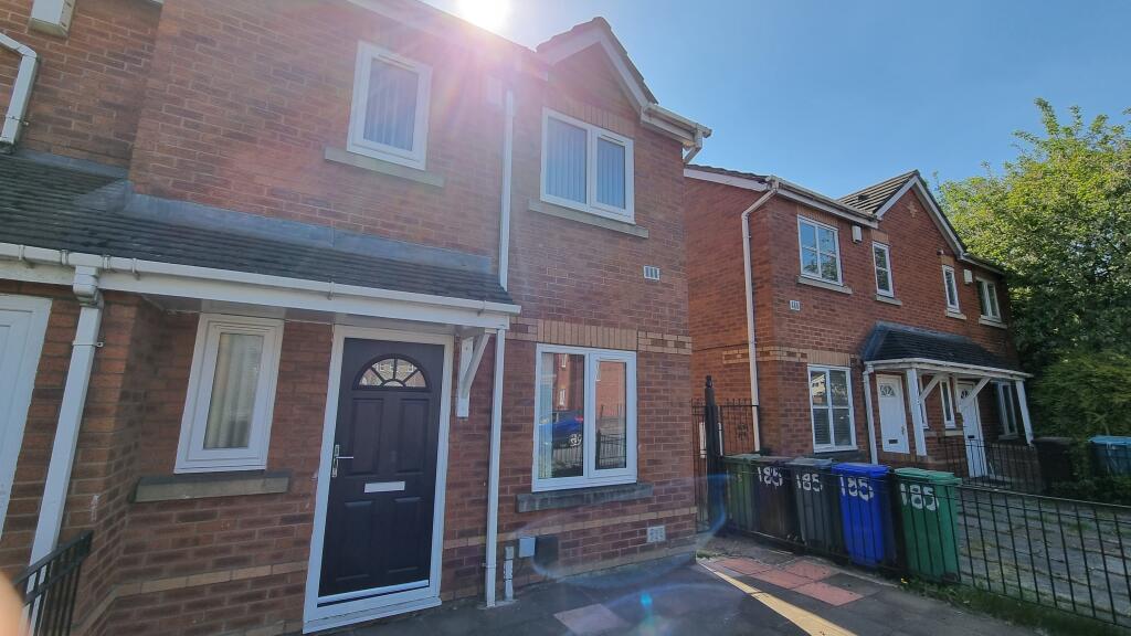 Main image of property: Elizabeth Street, Manchester, M8