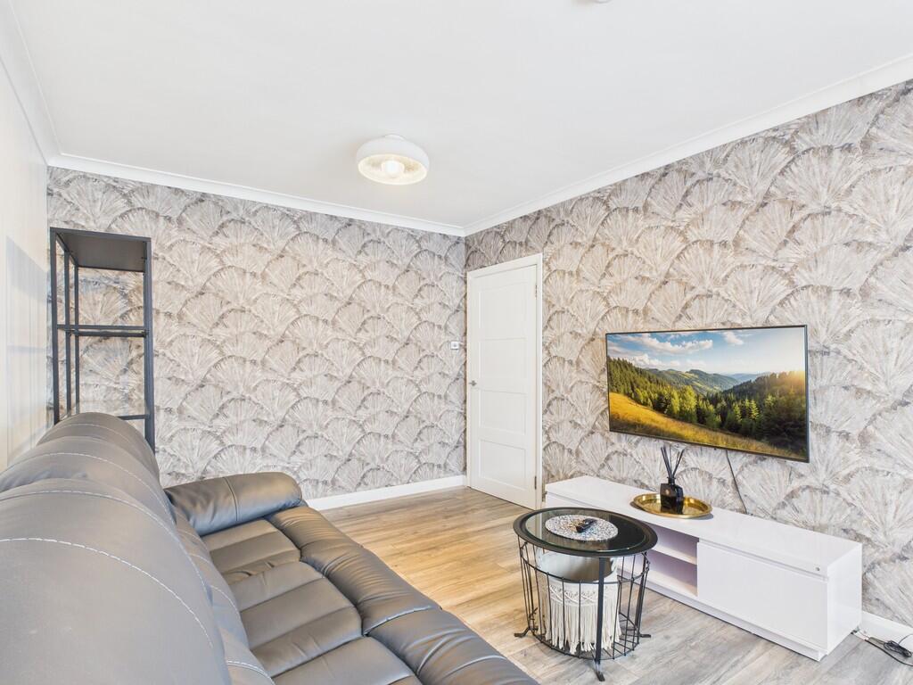 Apartment in Glasgow - View 3
