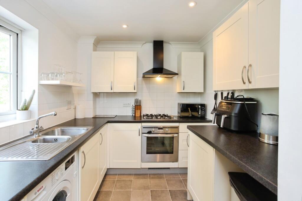 Apartment in Tunbridge Wells, Broadwater Down - More