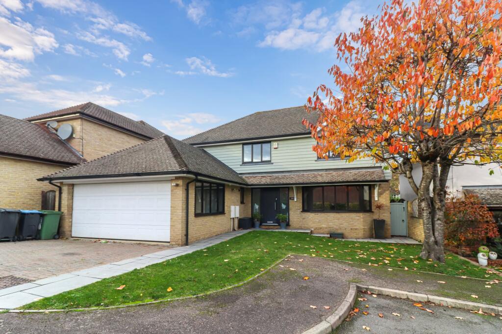 Main image of property: Five Acres, Kings Langley, WD4