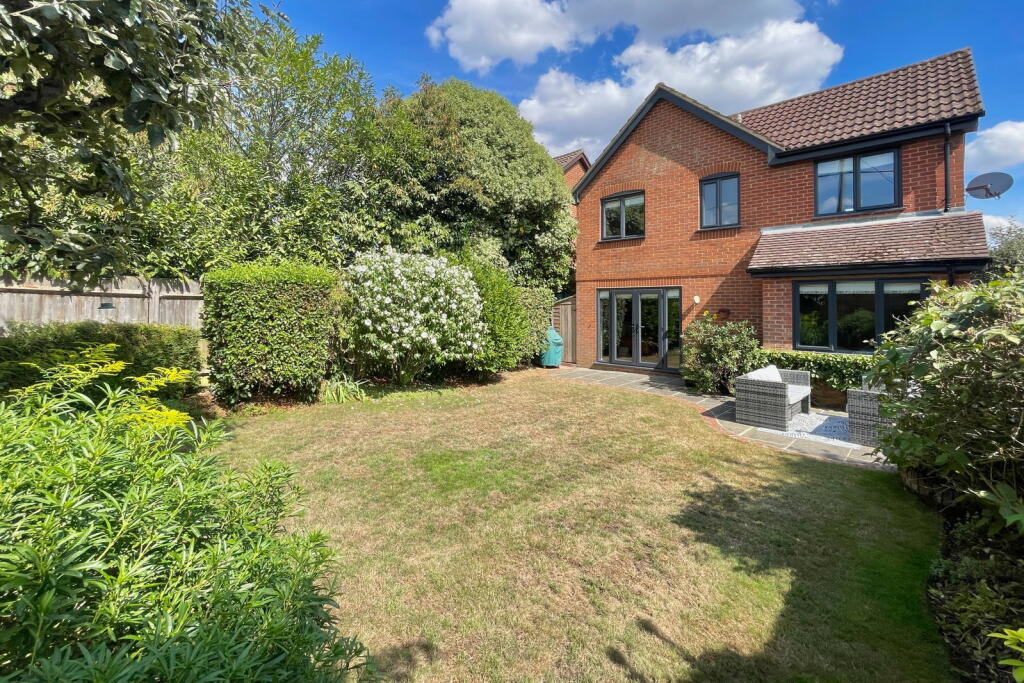 House in Tonbridge - View 2