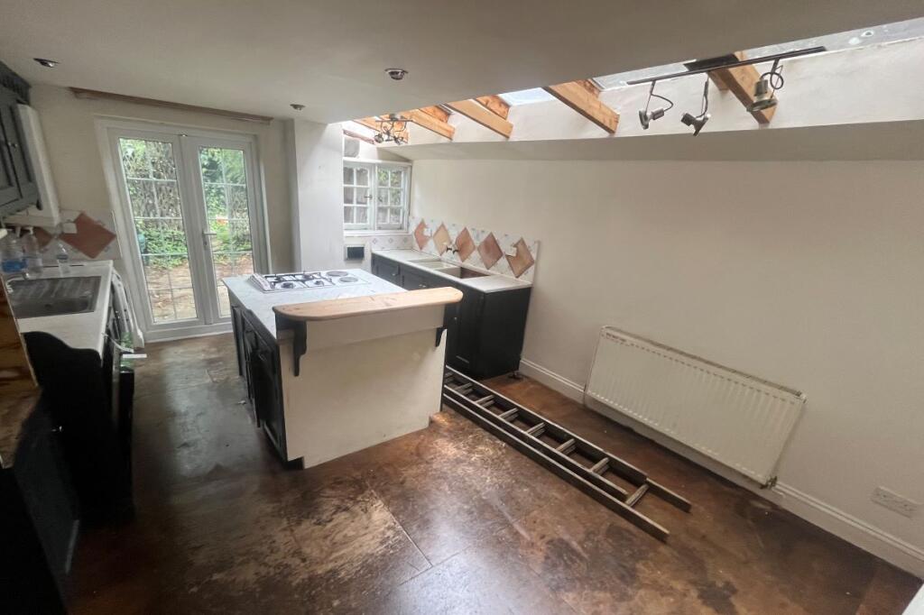 House in London, Falcon Estate, Clapham Junction - View 4