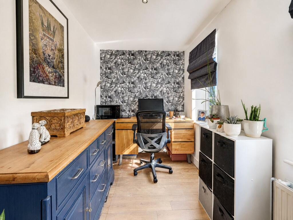 House in Worcester - More