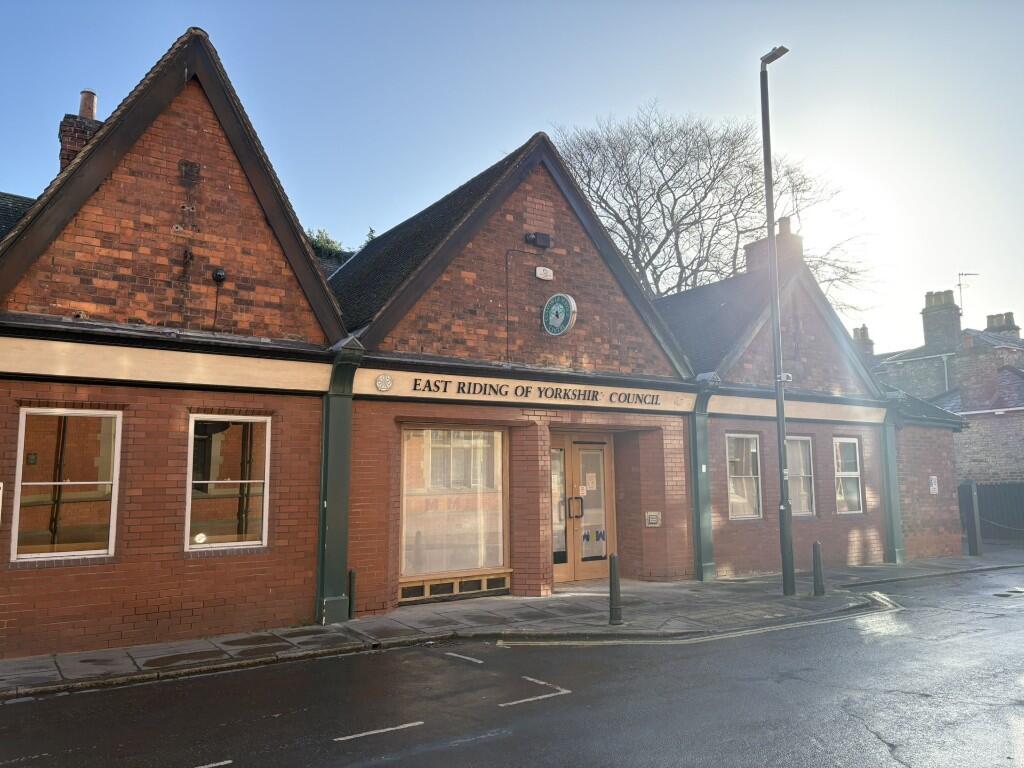 Main image of property: Cross Street, Beverley, East Riding Of Yorkshire, HU17