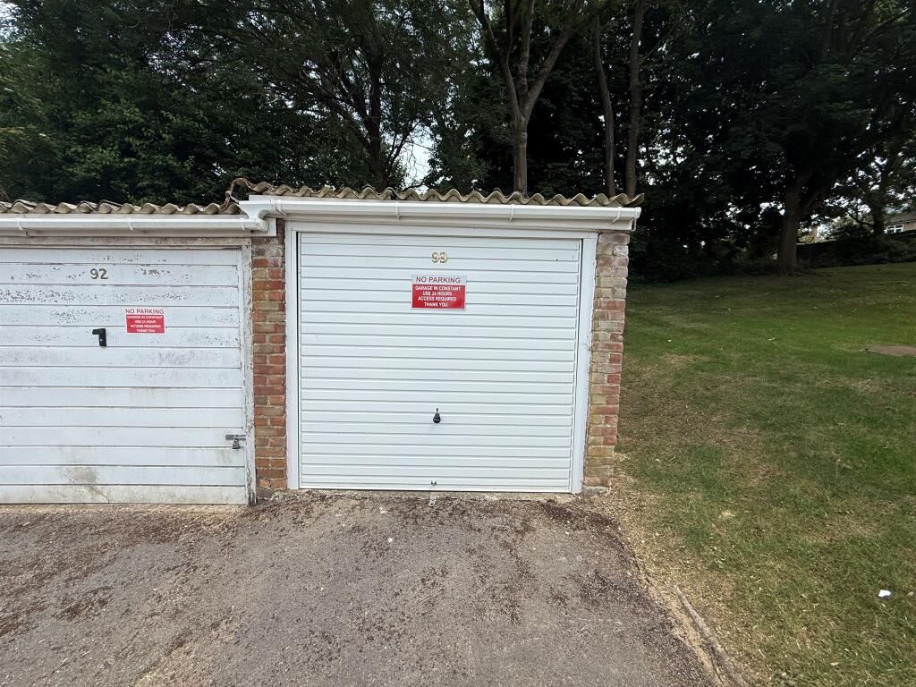Main image of property: Claybury, Bushey
