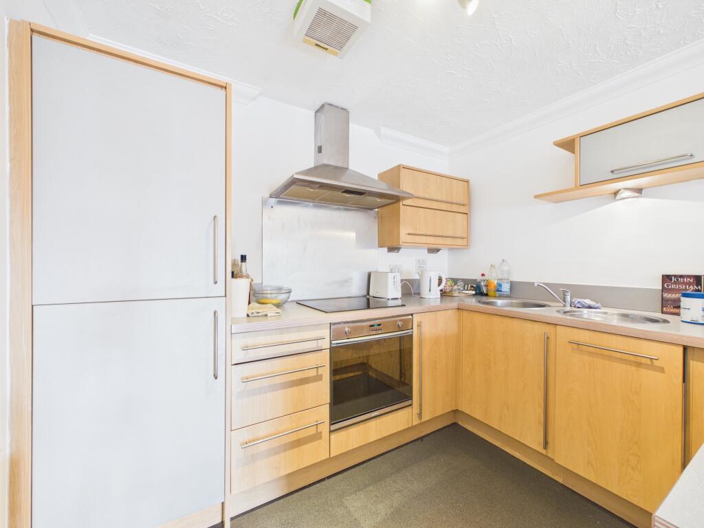 Duesbury Place, Mickleover photo 4