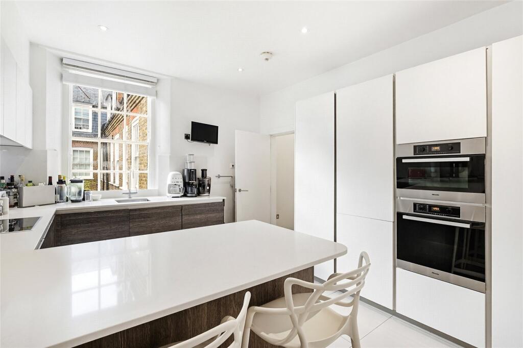 4 bedroom apartment for rent