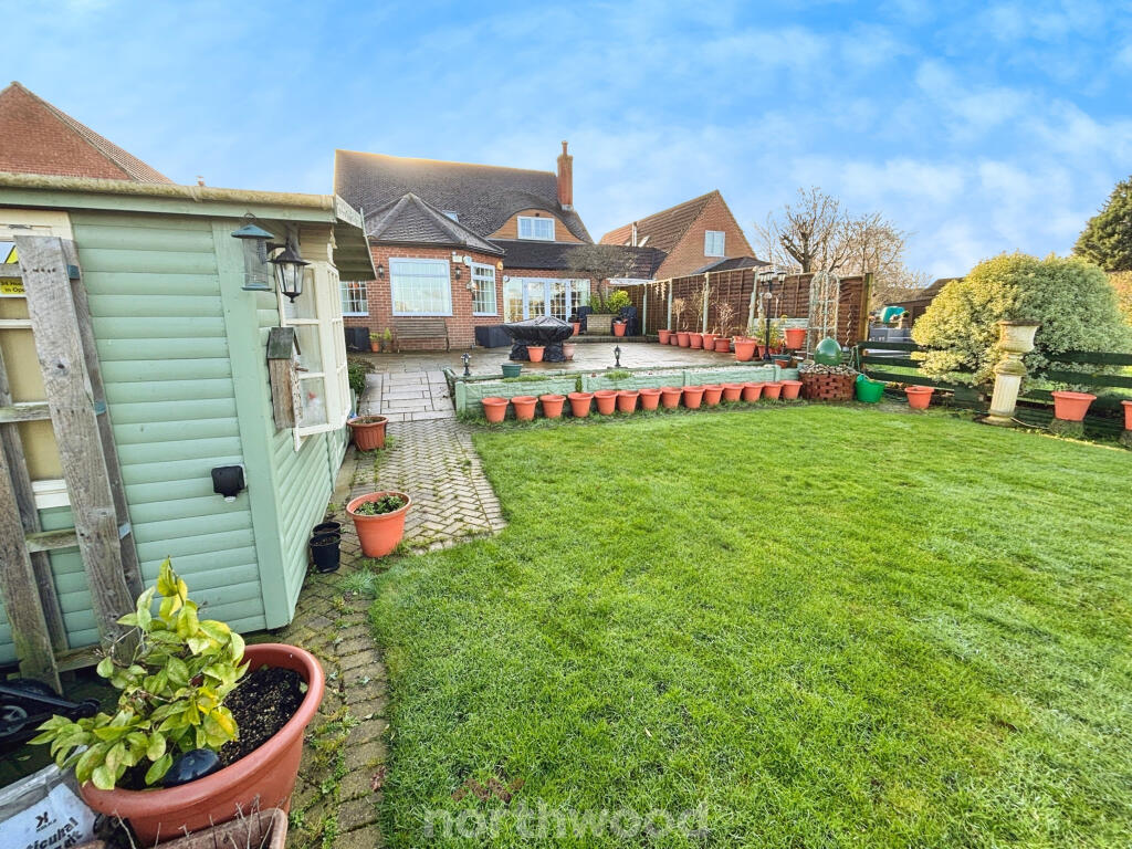 Main image of property: Braithwaite Lane, Braithwaite, Doncaster, DN7