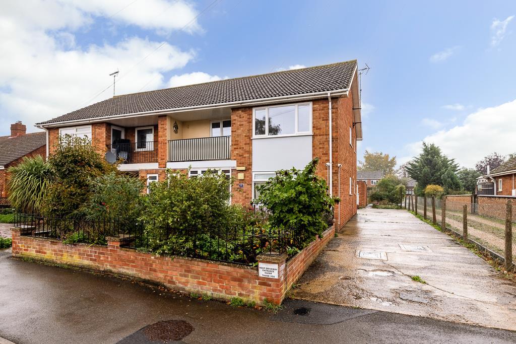 2-bed flat on Carrington Road, Spalding, £110,000