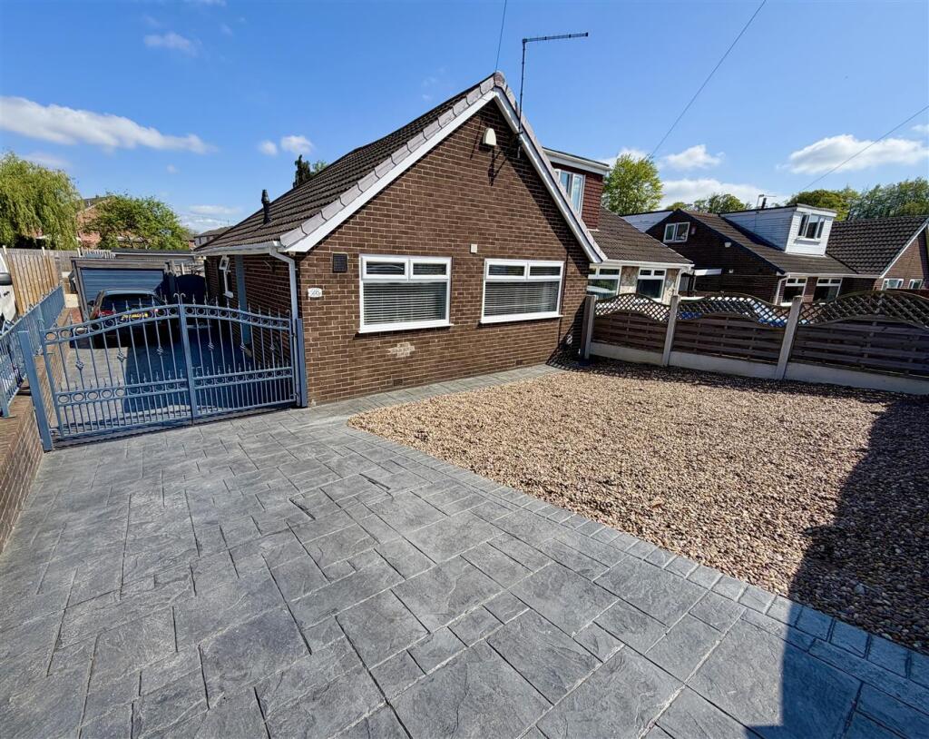 Main image of property: Kempton Road, Kippax, Leeds