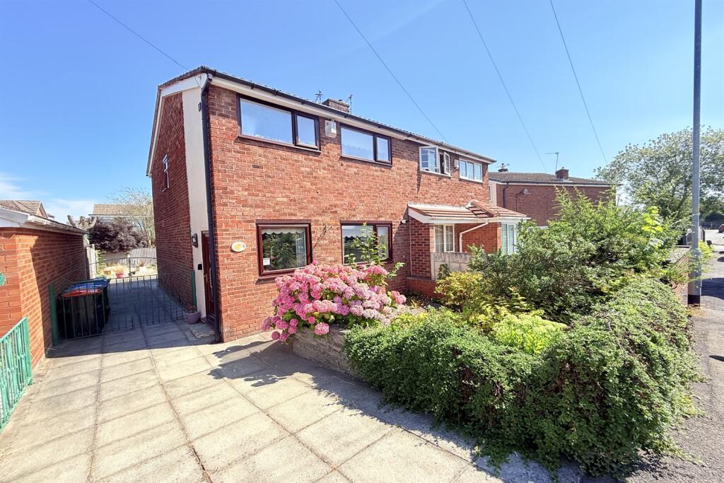 Main image of property: Exmouth Way, Burtonwood, Warrington, WA5 4JY