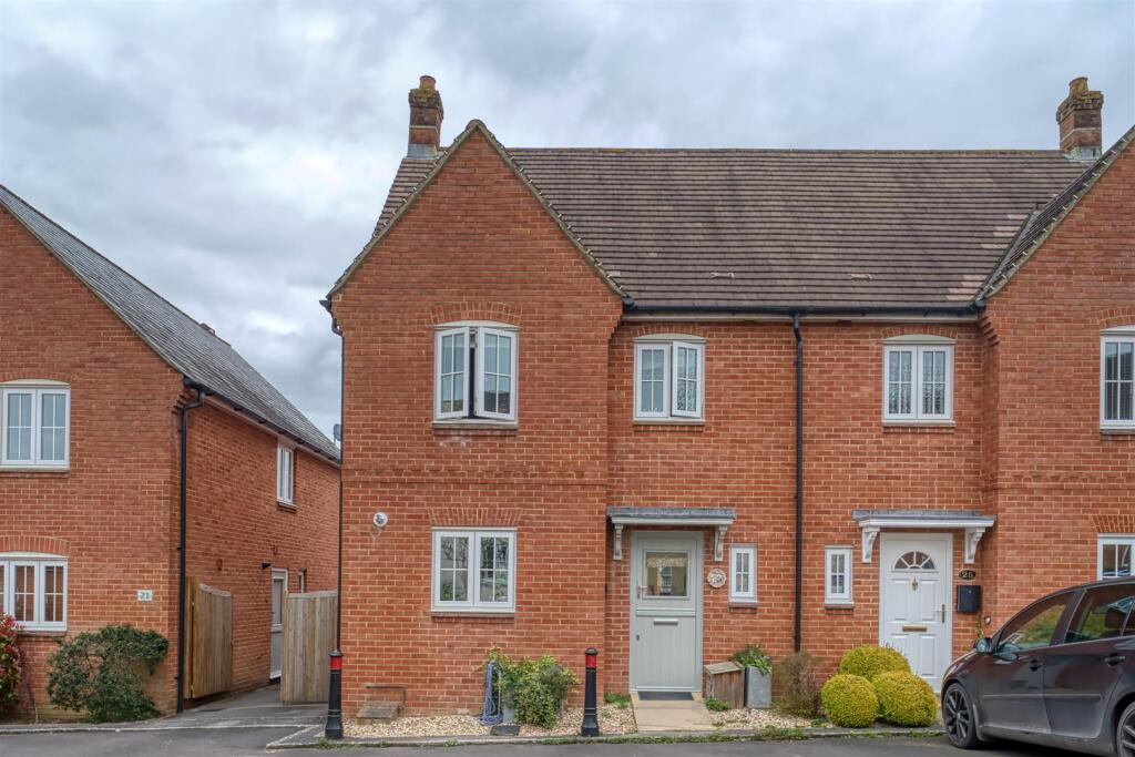 Main image of property: Bayfields, Gillingham