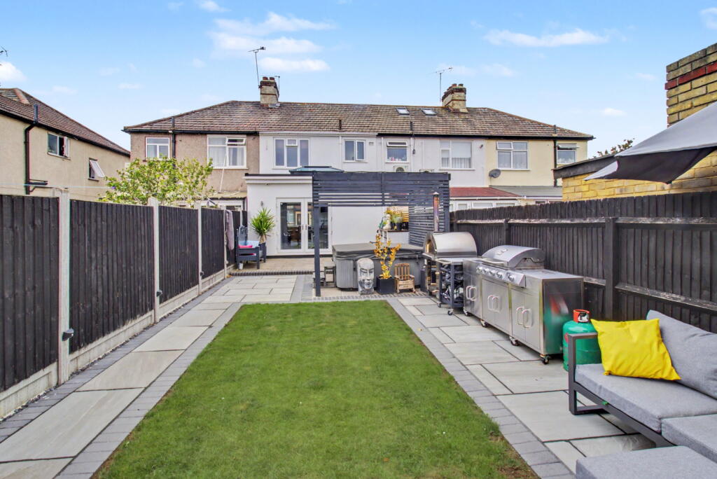 House in London - View 4