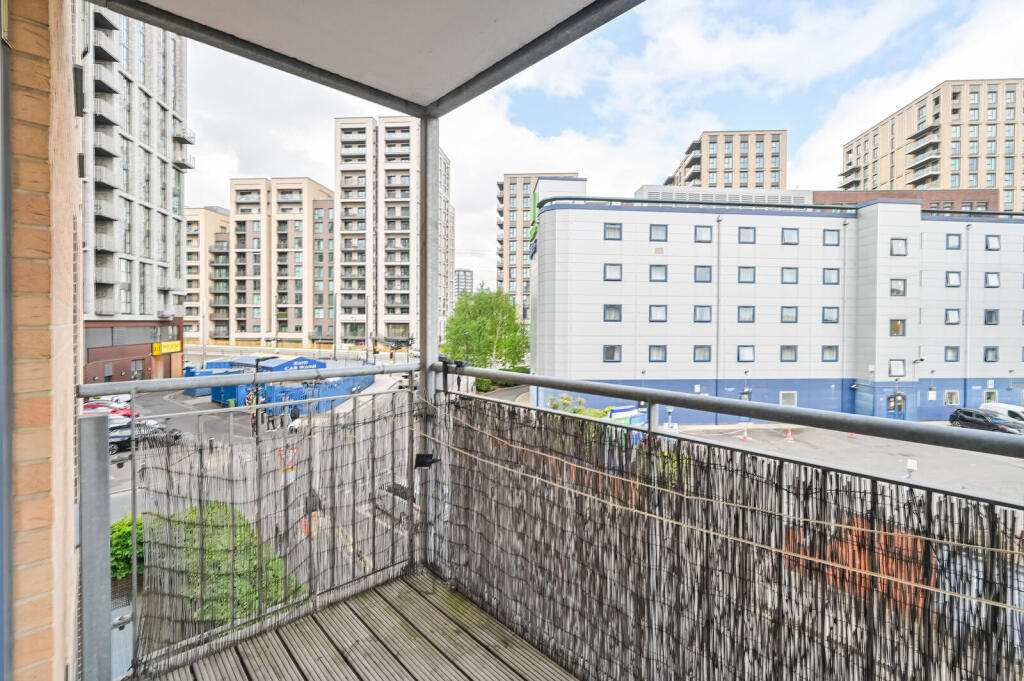 Apartment in London - View 4