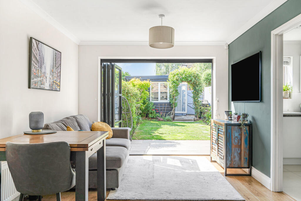 House in Kingston upon Thames - View 4