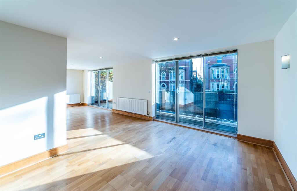 Mapperley Road, Mapperley Park Conservation Area - View 2