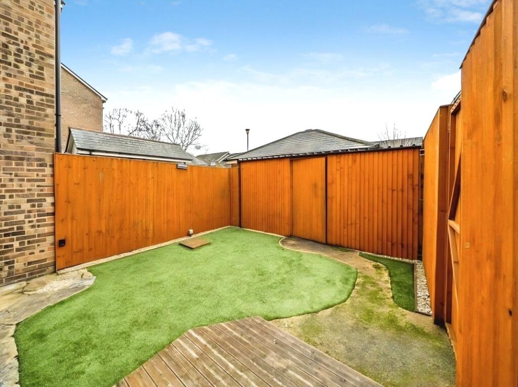 Main image of property: St. Andrews, Bracknell, Berkshire, RG12