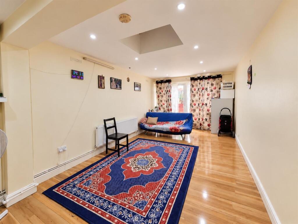 House in London - More
