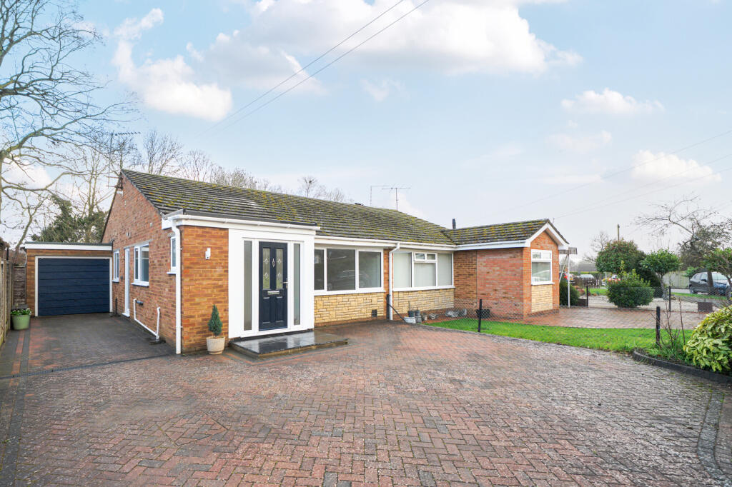 Main image of property: Hobbs Close, St. Albans, AL4