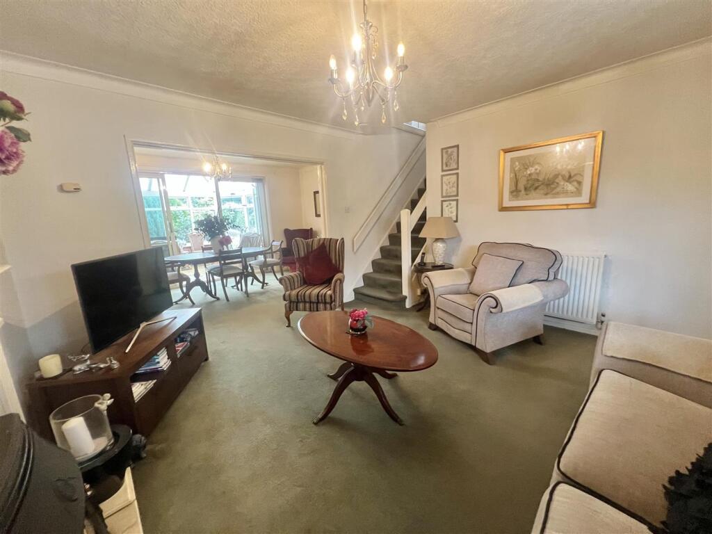Kirklands, Sale photo 3