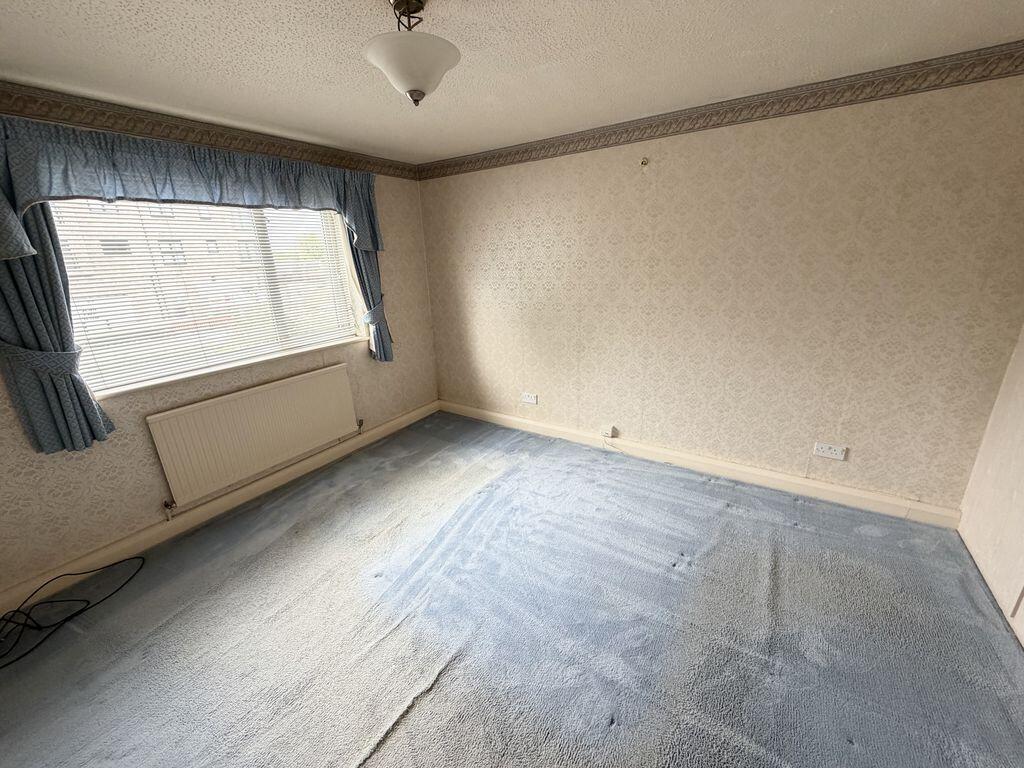Apartment in Stockport, Greater Manchester - View 5