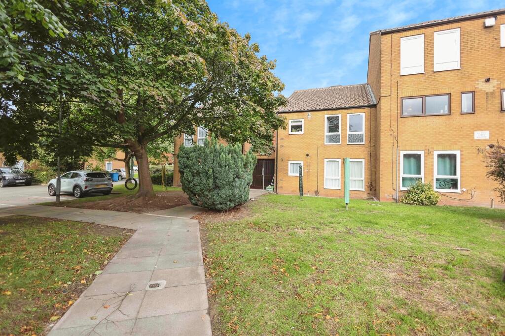 Additional image 3 of Parkfield Drive, BIRMINGHAM