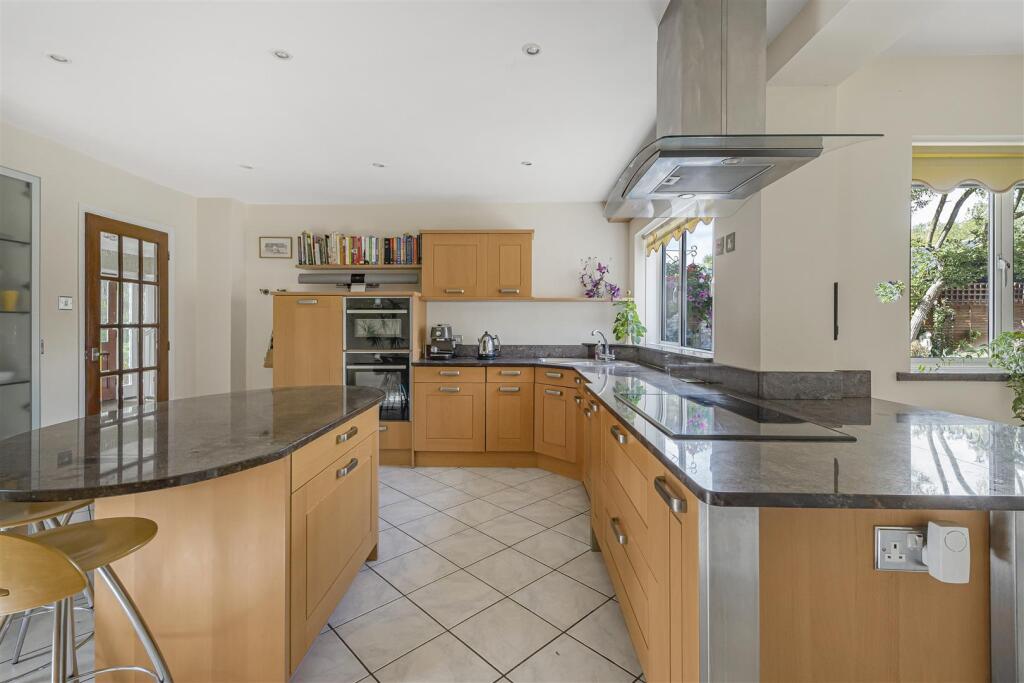 House in Stevenage - More