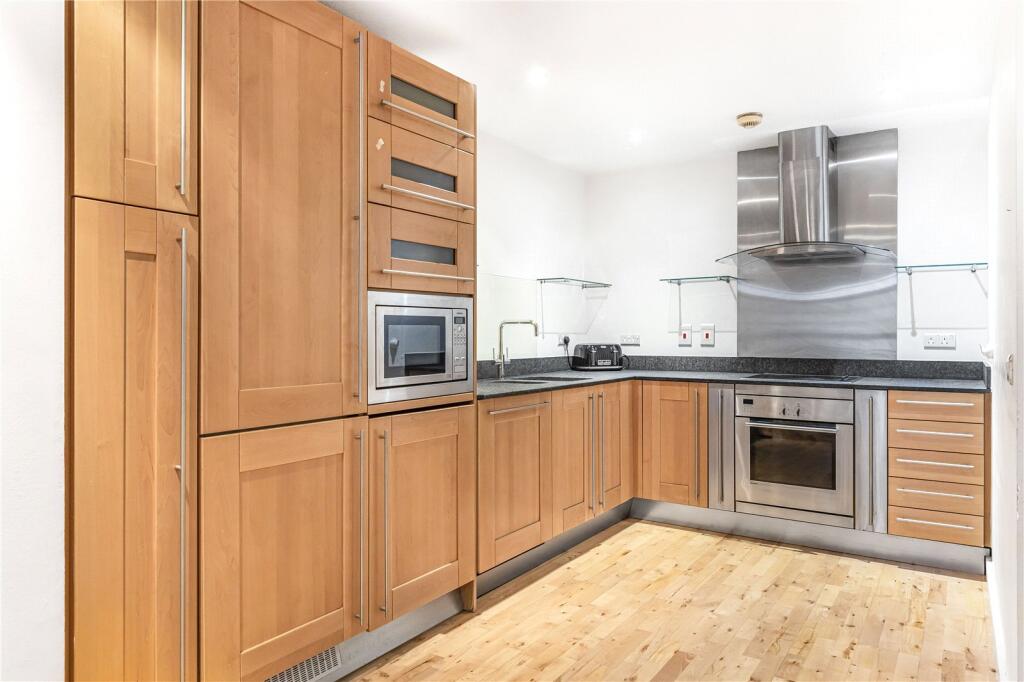Apartment in London - View 4
