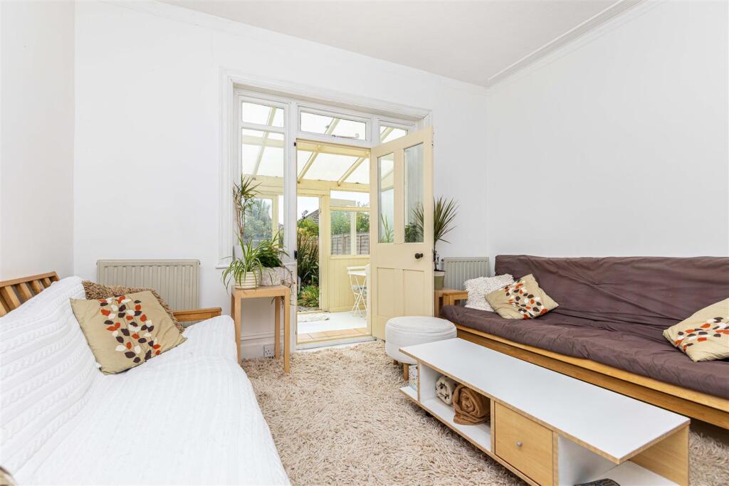 House in Christchurch, Iford, Bournemouth - View 4