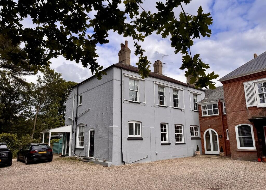 Main image of property: South Avenue, Norwich, Norfolk, NR7