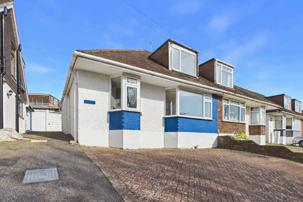 Main image of property: Poplar Avenue, Hove, BN3 8PJ