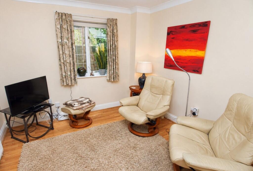 House in Sevenoaks - More