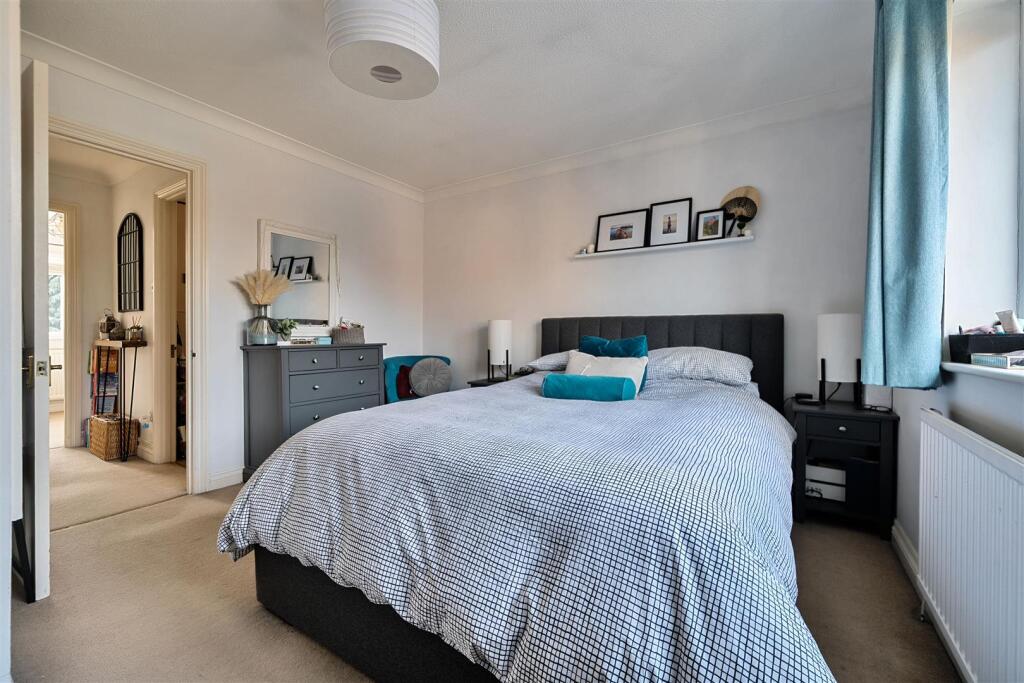 Northfield Road, Maidenhead - View 6