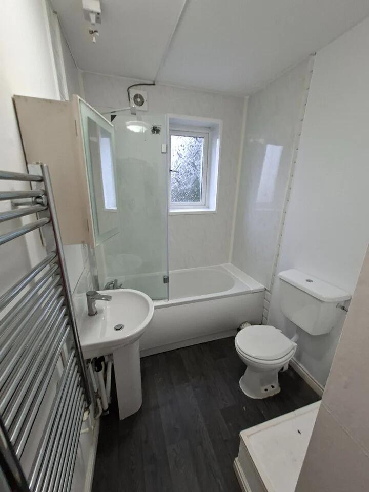 Moorside Road, Manchester, Greater Manchester, M27 photo 4