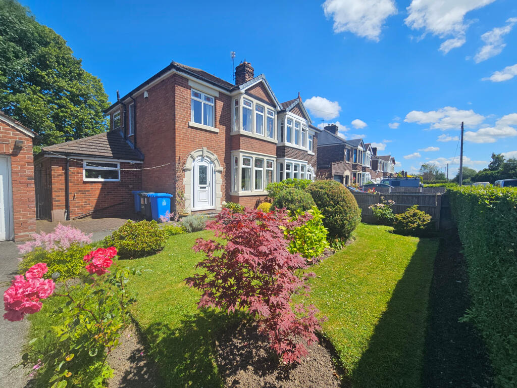 Main image of property: Liverpool Road, Warrington, WA5 3PP