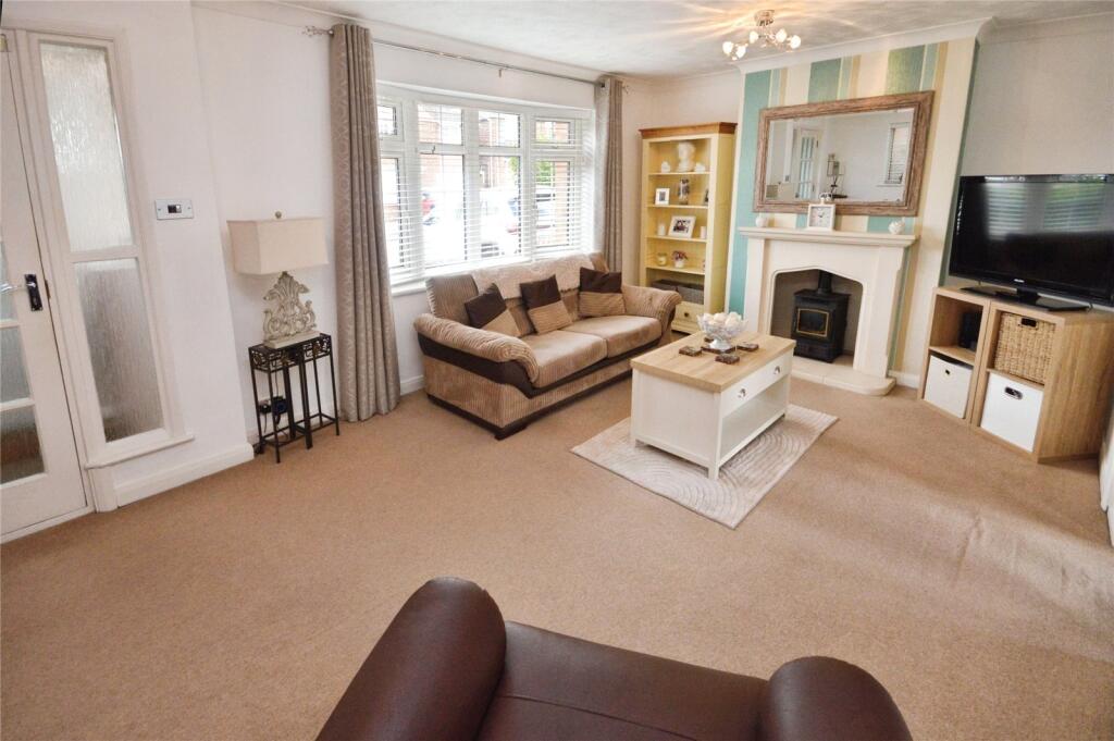 House in Bishop's Stortford, Hockerill - View 4