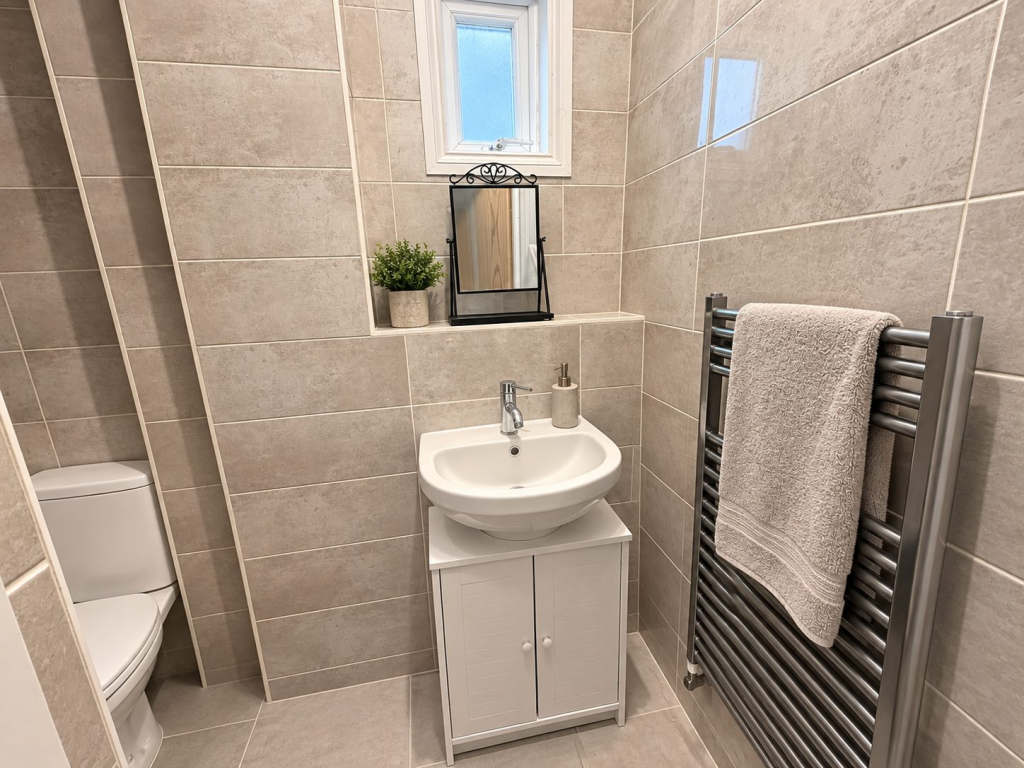 Apartment in Southampton - View 4