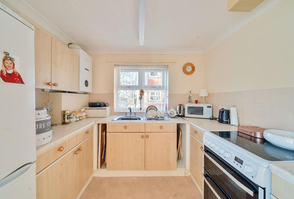Apartment in Bristol, Pigsty Hill, Ashley Down - View 3