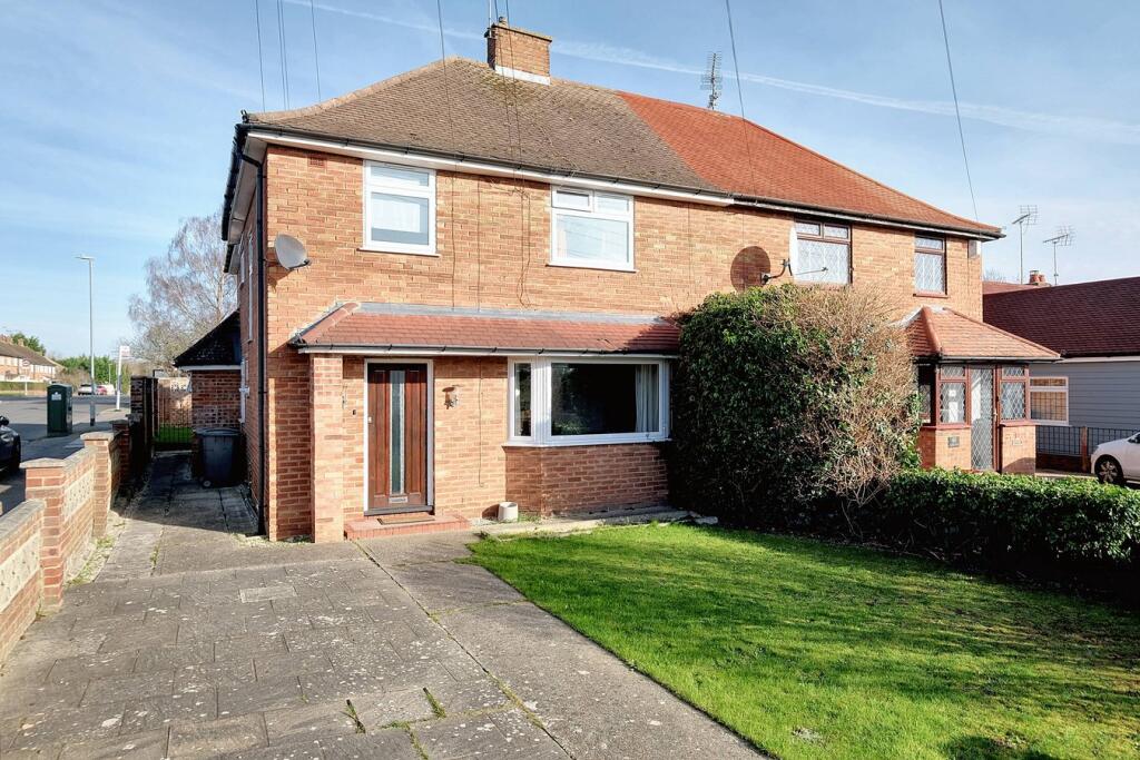 Main image of property: Skerry Rise, Broomfield, Chelmsford, CM1
