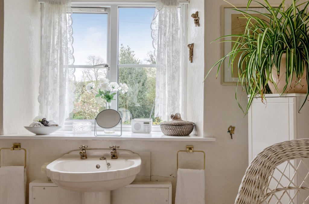 Additional image 26 of Radford Hill, Radstock, Somerset, BA3