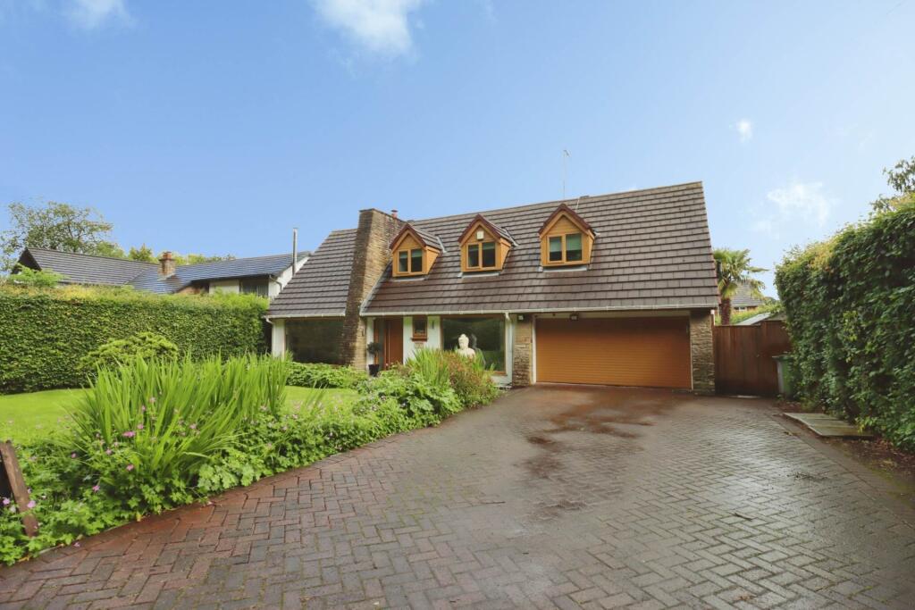 3-bed detached on Blakeley Road, Raby Mere, £675,000