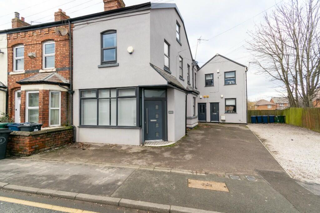 Main image of property: Wigan Road, Ormskirk, L39