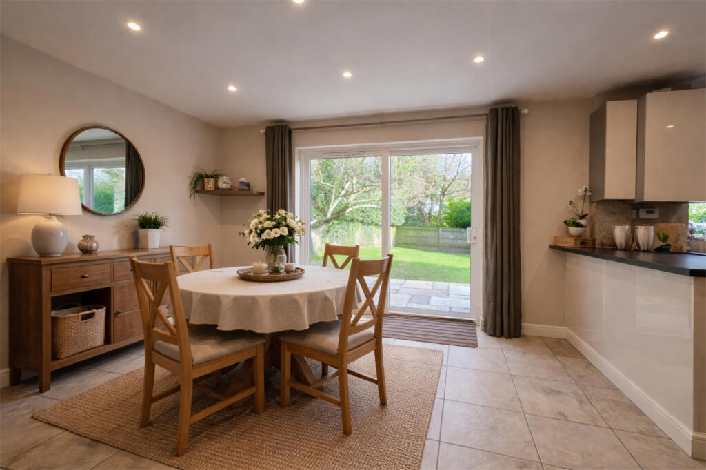 House in Southampton - View 5
